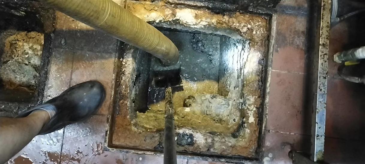 德庆化油池清理-污水池清掏