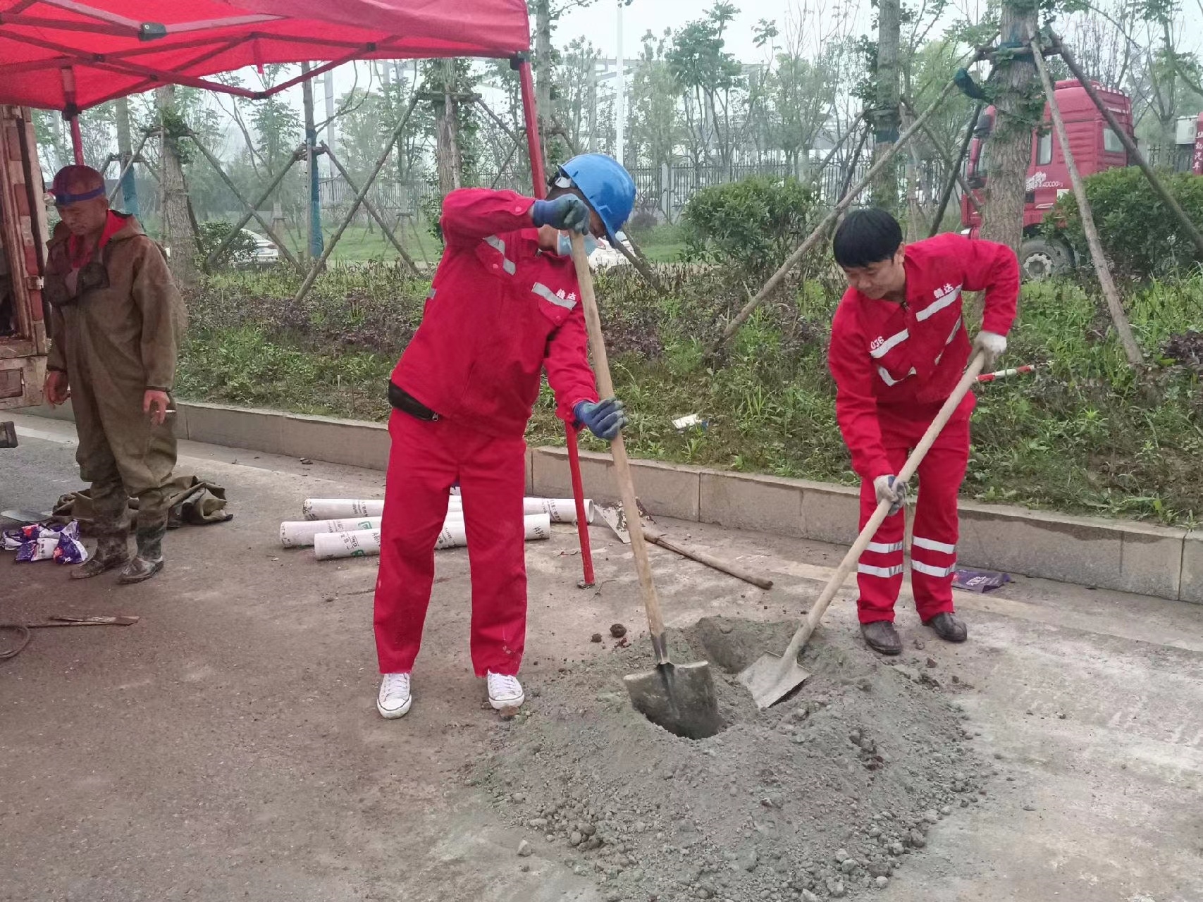 德庆管道疏通哪家好】及时进行市政管道清淤